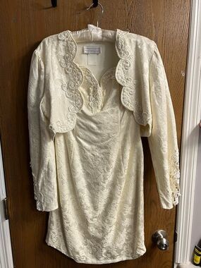 True Vintage Scott McClintock ivory mini dress and cropped jacket set